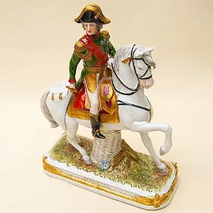 Большая Статуэтка «Генерал БЕССЬЕР на коне» Фарфор Scheibe - Alsbach Германия -1952-1972 г.