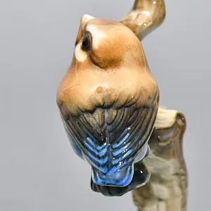 Коллекционная Фарфоровая статуэтка «Птица. Птенец на ветке», Hutschenreuther Германия, 1955 - 1968 годы.