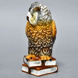 Коллекционная Фарфоровая статуэтка «МУДРАЯ СОВА», Карл Энс / Karl Ens Германия, начало ХХ века. 