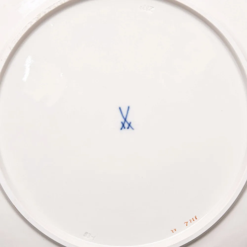 Коллекционное Фарфоровое Блюдо - Тарелка «Букет с тюльпаном и розой», Кобальт, MEISSEN Германия - 1970 год.