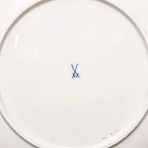 Коллекционное Фарфоровое Блюдо - Тарелка «Букет с тюльпаном и розой», Кобальт, MEISSEN Германия - 1970 год.