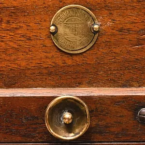  Большой Старинный Антикварный Фотоаппарат - Фотокамера FERDINAND Германия 1900 год.