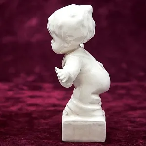 Коллекционная Статуэтка «SOAP» - «МЫЛО» Фарфор, Goebel, Германия, 80 -е годы ХХ века.