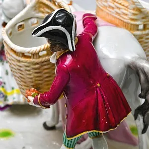 Антикварная Статуэтка - Салфетница «Дети и мул», фарфор SITZENDORF, Германия 1884 - 1902 годы.