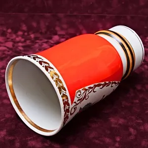 Коллекционная Фарфоровая Ваза «Орден Победа», Довбышевский ФЗ СССР, 70-е гг. ХХ века.