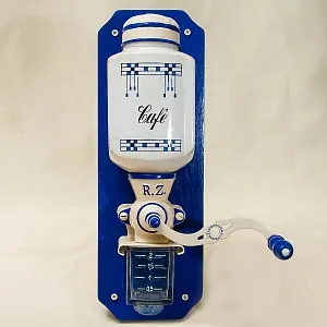 Редкость! Старинная Настенная Ручная Механическая Кофемолка Zassenhaus - DELFTs, Германия.