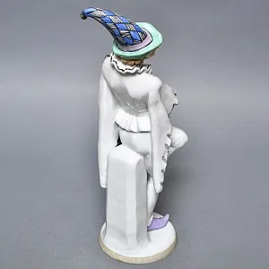 Антикварная Фарфоровая статуэтка Арт Деко «ШУТ», Karl Ens Германия, первая половина ХХ века. 
