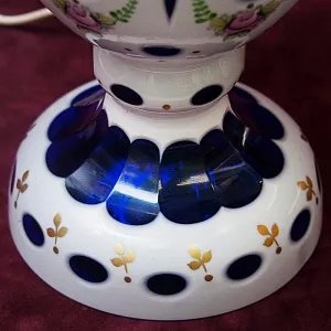 Классическая Настольная Лампа Светильник  в стеклянном корпусе. Германия - 60-70е гг.