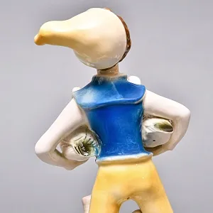 Коллекционная Фарфоровая статуэтка «Мальчик с гусями и поросенком», Karl Ens Германия.