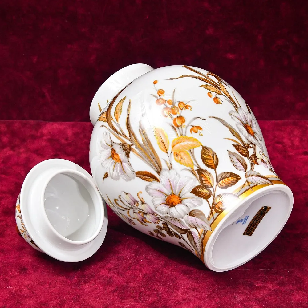 Большой Авторский Вазон - Ваза с крышкой «Цветение Лета» Фарфор KAISER Германия.