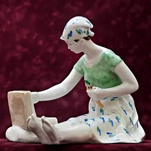 Редкая! Коллекционная Авторская Фарфоровая статуэтка «На Этюдах», ДФЗ - Дулево, СССР 50 гг. 