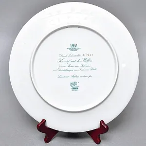 Коллекционное Блюдо - Тарелка «Мифы, сказания. Битва с волками» Фарфор, Hutschenreuther Германия. 