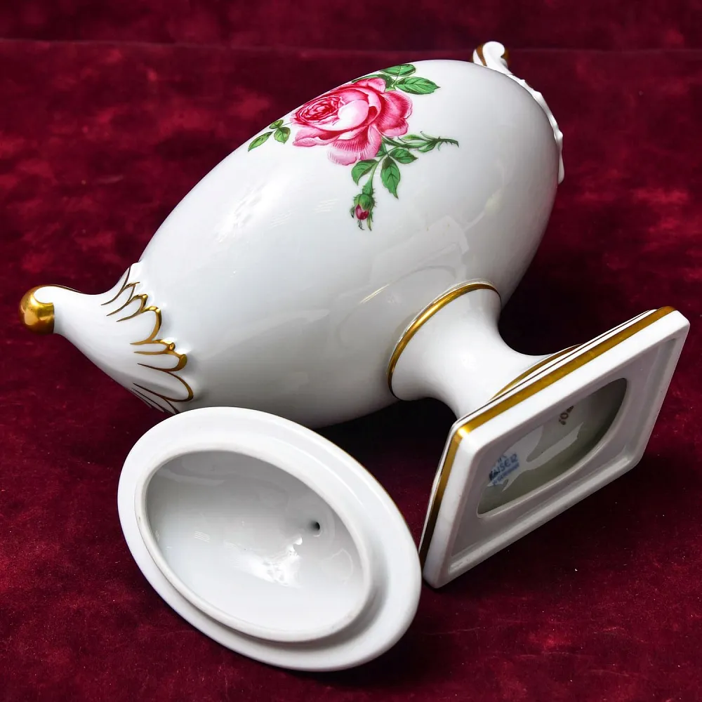 Коллекционная Фарфоровая Вазон - Ваза с крышкой «Мускусная Роза», KAISER, Германия - 1979 год.