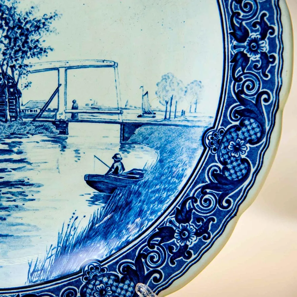 Фарфоровое Блюдо - Тарелка «МЕЛЬНИЦА НА РЕКЕ», ROYAL SPHINX Holland DELFTs, d-30 см.