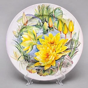 Авторская Фарфоровая Тарелка - Блюдо «Желтая кувшинка Шарлин Строун», Rosenthal Германия - 2001 год.