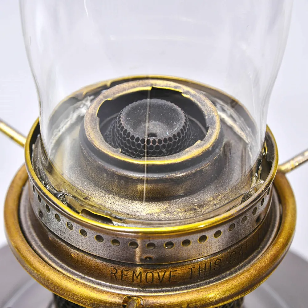 Редкость!!! Винтажная Керосиновая Лампа с Матовым Стеклянным Плафоном «Aladdin» Англия 50гг.