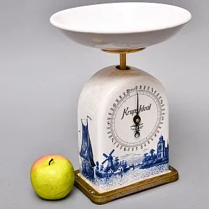 Редкость! Антикварные Кухонные Весы в Фарфоровом корпусе KRUPS IDEAL, Германия -1915 год.