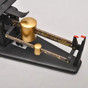 Редкость! Чугунные Бытовые Весы Повышенной точности до 2 кг. МВЗ СССР -1954 год.