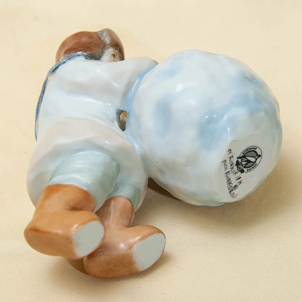 Авторская Коллекционная Фарфоровая Статуэтка «Снежный Ком», Дулёво Россия.