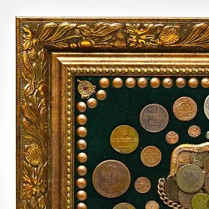 Настенное Коллекционное Панно - Картина «Кошелёк со Старинными Монетами»..