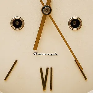 Винтажные Настенные Механические Часы с боем «Янтарь», СССР - 1965г.