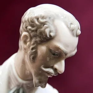 Редкая! Коллекционная Фарфоровая статуэтка «Ветеринар» Lladro, Испания - 1972 год.