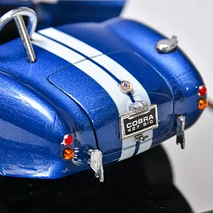 Коллекционная Металлическая Модель «Автомобиль -  Shelby Cobra 427» Германия.