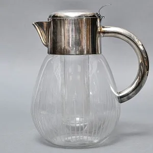 Винтажный Стеклянный Графин - Кувшин на 3.3 литра с Колбой для льда, Silverplated Германия.