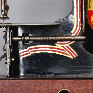 Старинная Миниатюрная Швейная Машинка «DIANA», Schürhoff & Co, Gevelsberg Германия 30 гг.