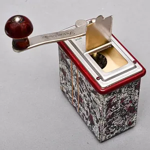 Винтажная Узкая Ручная Механическая Кофемолка «Мокка» Zassenhaus Германия.