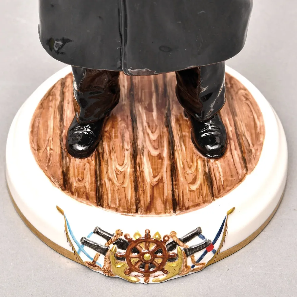 Коллекционная Авторская Статуэтка «Адмирал СССР - Головко А.Г.», фарфор, Россия. 