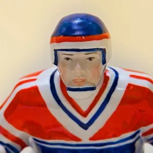 Авторская Коллекционная Фарфоровая Статуэтка «Вратарь - Хоккей - Спорт» Россия. 