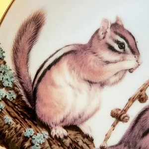  Коллекционная Тарелка «Лесной Год, СЕНТЯБРЬ. Бурундуки» Фарфор, Англия -1982 год.