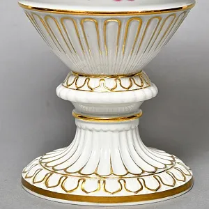Редкость! Большая Фарфоровая ваза «Розовый куст», MEISSEN / МЕЙСЕН Германия, начало ХХ века.
