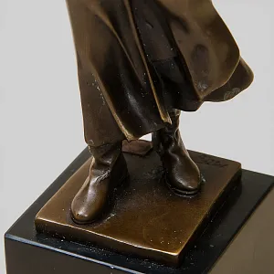 Авторская Настольная Лампа - Статуэтка "СТАЛИН" L'atelier ART & Bronze Франция, конец ХХ - начало ХХI веков.