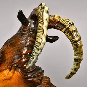 Большая Коллекционная Статуэтка «Горный Козел и Ящерица», Фарфор Karl Ens, Германия - 30-е гг. 