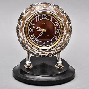 Легендарные Механические Настольные Часы «МАЯК» в хрустальном корпусе - СССР - 1965 год.