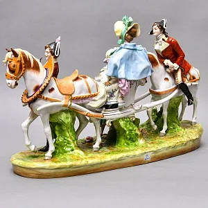 Большая Фарфоровая статуэтка «Дама в паланкине и Цветочница», Scheibe-Alsbach Германия, середина ХХ века.