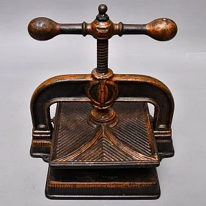 Редкость! Антикварный Чугунный Ручной Механический Книжный Пресс, Германия вторая половина ХIХ века.