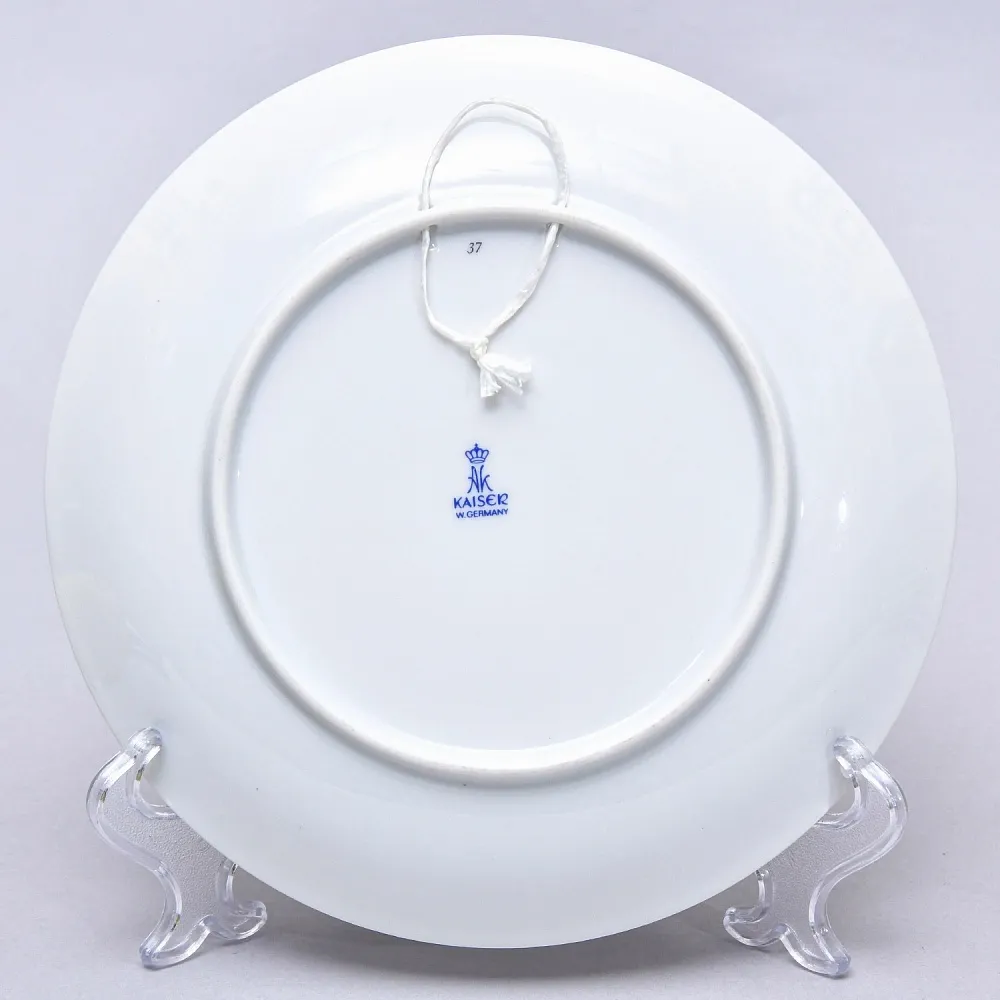 Коллекционная Фарфоровая Тарелка «Весенний букет», KAISER Германия, 1970 - 1990 года.