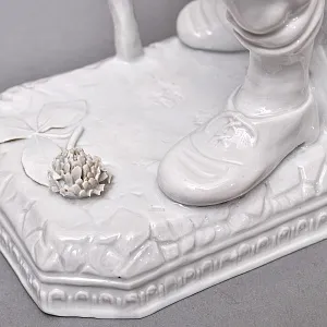 Большая Фарфоровая Статуэтка «ПУТНИК», Wiener Porzellanmanufaktur Augarten, Австрия середина ХХ века.