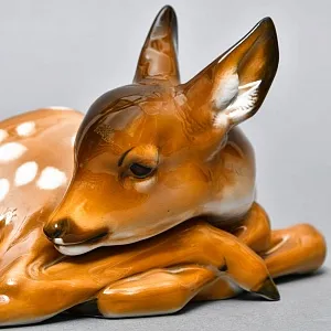 Коллекционная Фарфоровая статуэтка «Лежащий Олененок», ROSENTHAL Германия, 1943 - 1946 годы. 