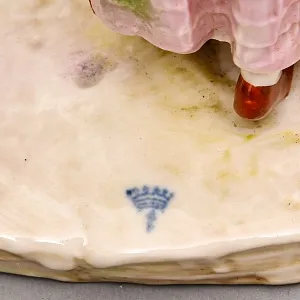 Коллекционная Фарфоровая статуэтка «Семья у домашнего очага», Ackermann & Fritze Германия.