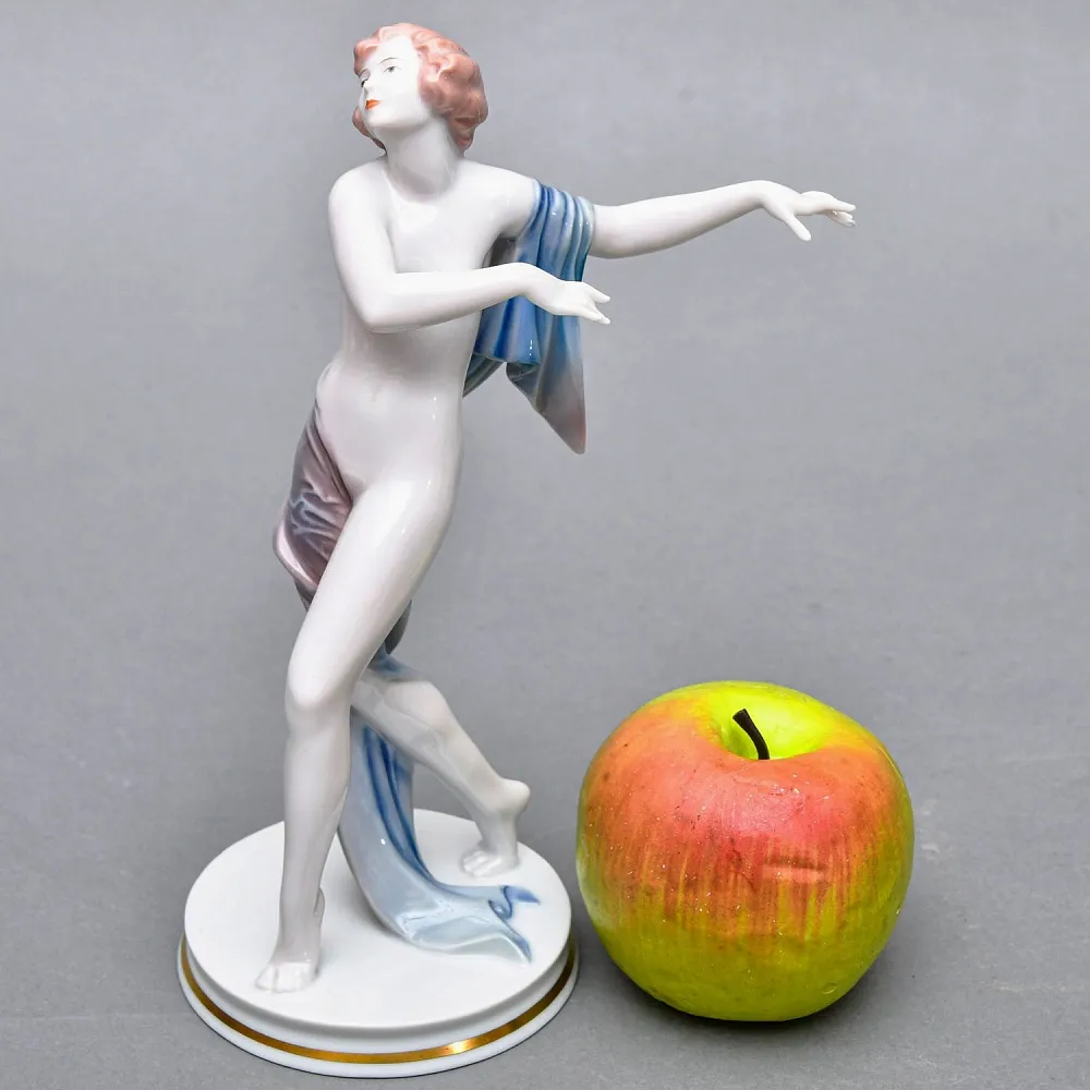 Антикварная Фарфоровая статуэтка «Обнаженная с шарфом», ROSENTHAL Германия - 1924 год. 
