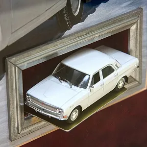 Памятное Подарочное Панно - Картина - Инсталляция «Автомобиль Волга ГАЗ - 24 - СССР». 