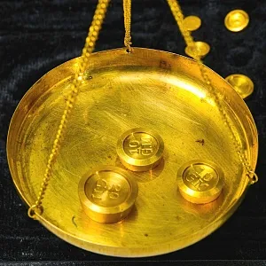 Антикварные Настольные Ювелирные весы с разновесами в футляре, Англия, начало ХХ века! 