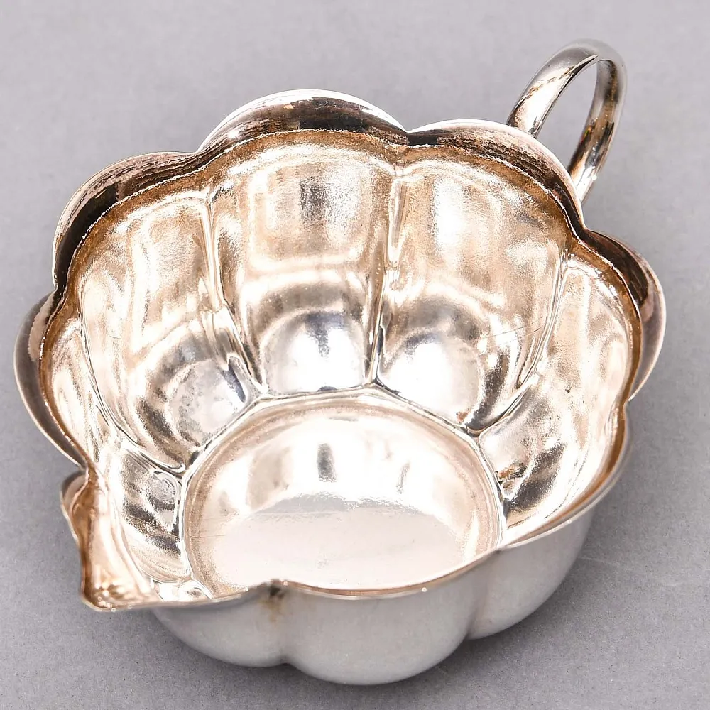 Винтажный Набор из 3х предметов - Сахарница и молочник на подносе, Англия - середина ХХ века.