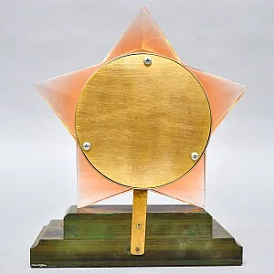 Памятные Кварцевые Настольные Часы «Звезда Победы - ХХХ лет» СССР - 1975 год. 