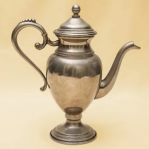 Классический Металлический Кофейник - Чайник на 0,5 литра. SHEFFIELD Англия, 50-е годы ХХ века.