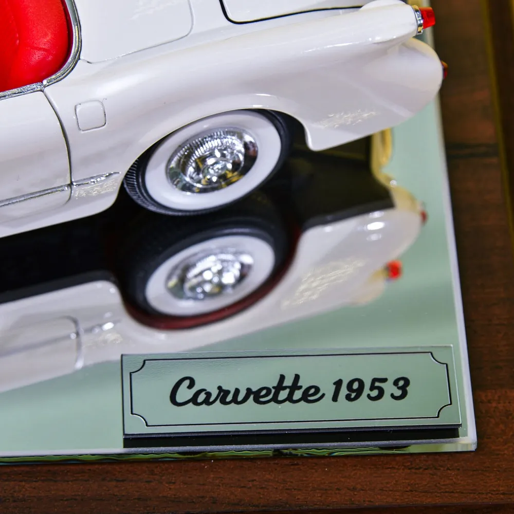 Коллекционная Металлическая Модель «Автомобиль - Carvette 1953 » Германия.